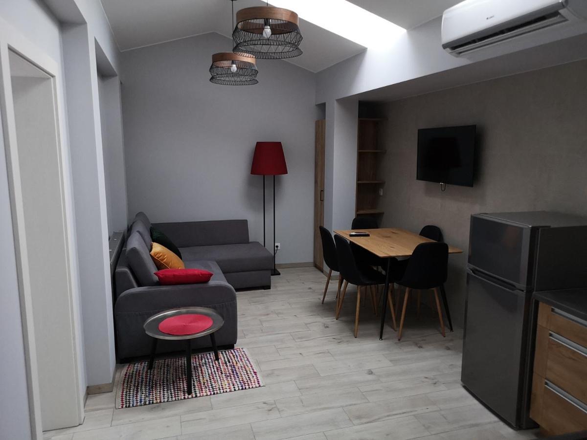 Apartamenty Rynek Września Esterno foto